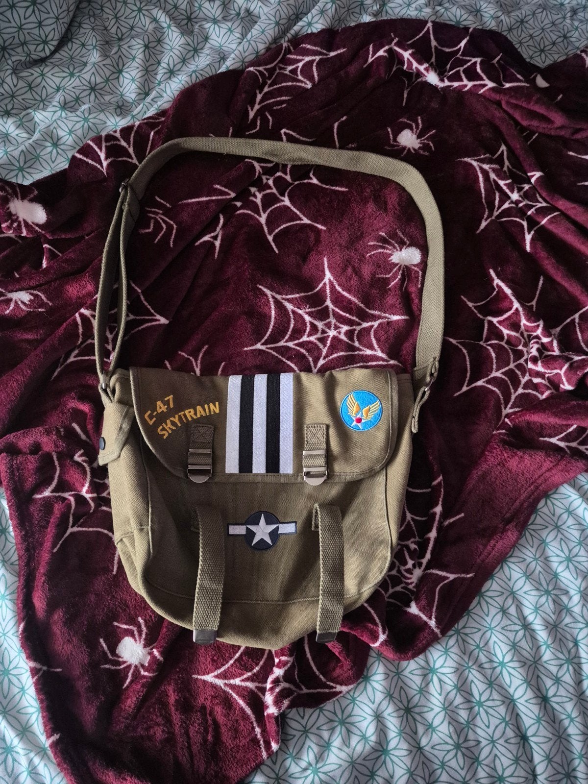 Vintage C-47 Skytrain Schoudertas - Zo goed als nieuw, Sieraden, Tassen en Uiterlijk, Ophalen, Zo goed als nieuw, Bruin, Schoudertasje