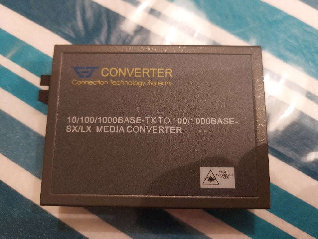 Gigabit Ethernet glasvezel mediaconverter,, Ophalen of Verzenden, Zo goed als nieuw