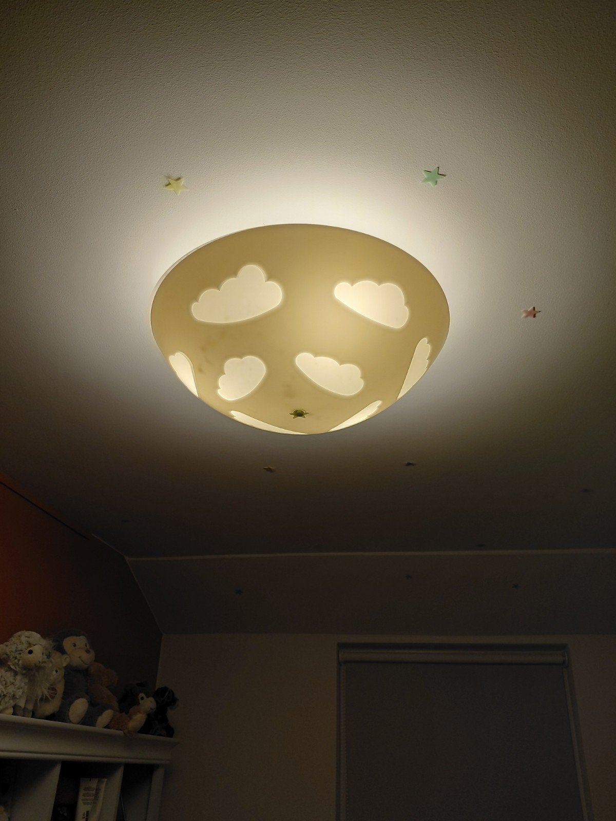 Leuke plafondlamp met wolken voor de kinderkamer, Ophalen