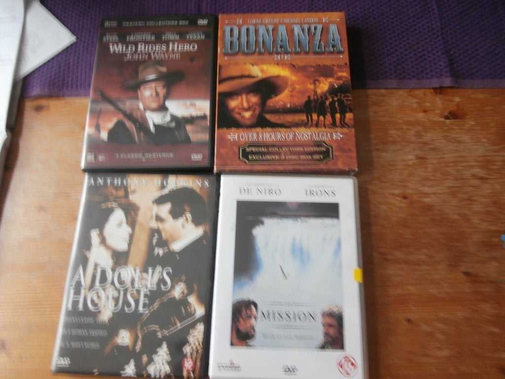 dvd Wild rides hero John Wayne Bonanza A Dolls House Mission, Alle leeftijden, Ophalen of Verzenden, Zo goed als nieuw, 1940 tot 1960