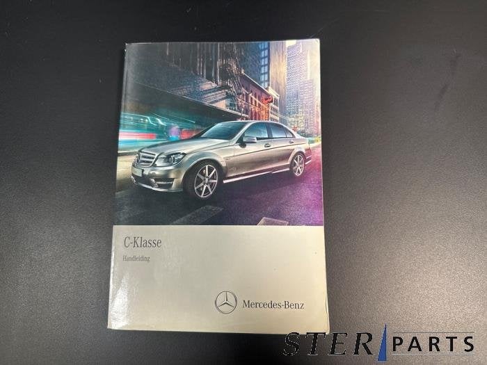 Instructie Boekje van een Mercedes C-Klasse, Gebruikt, -, Ophalen of Verzenden, -