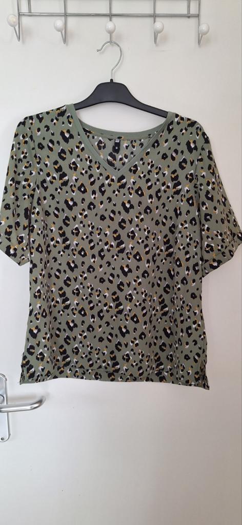Hema Dames Shirt met Luipaardprint - Maat M, Maat 38/40 (M), Ophalen of Verzenden, Zo goed als nieuw, Korte mouw
