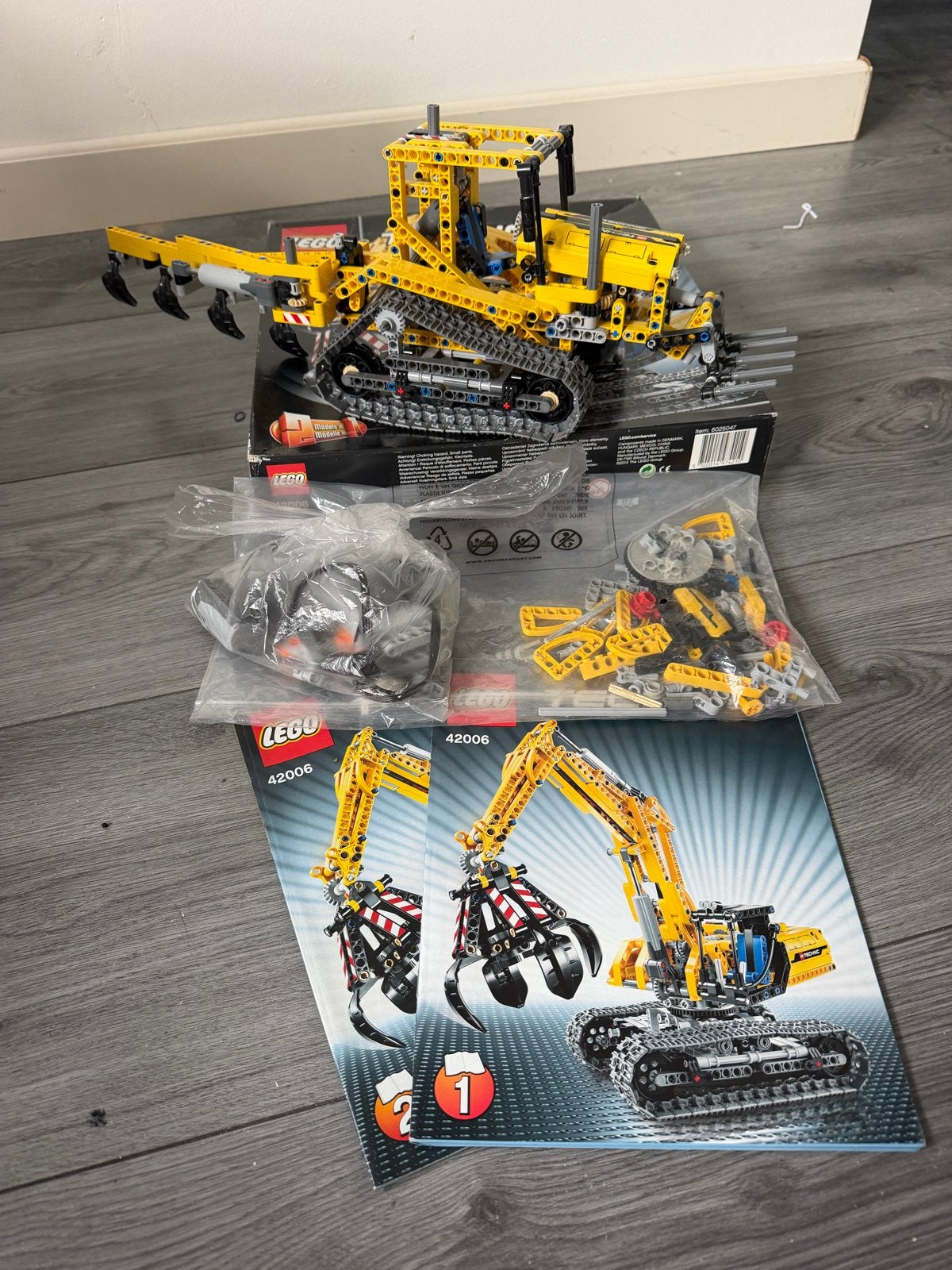 Lego Technic 42006 Graafmachine met doos en boekjes, Ophalen, Gebruikt, Lego, Complete set