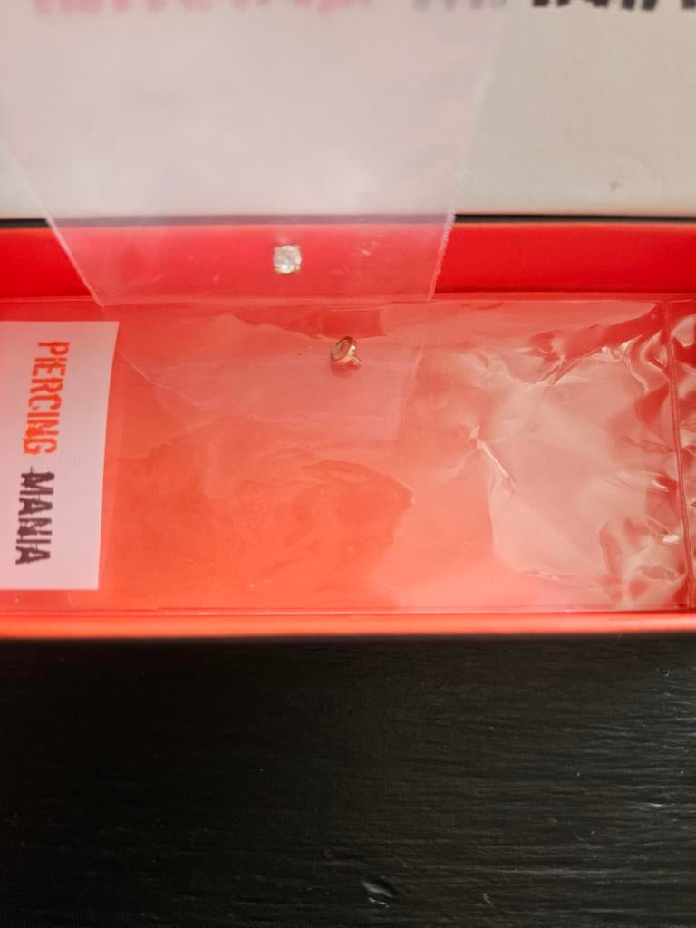 Micro dermal piercings 14k goud met kristal steentje, Overige typen, Nieuw, Ophalen of Verzenden, Goud