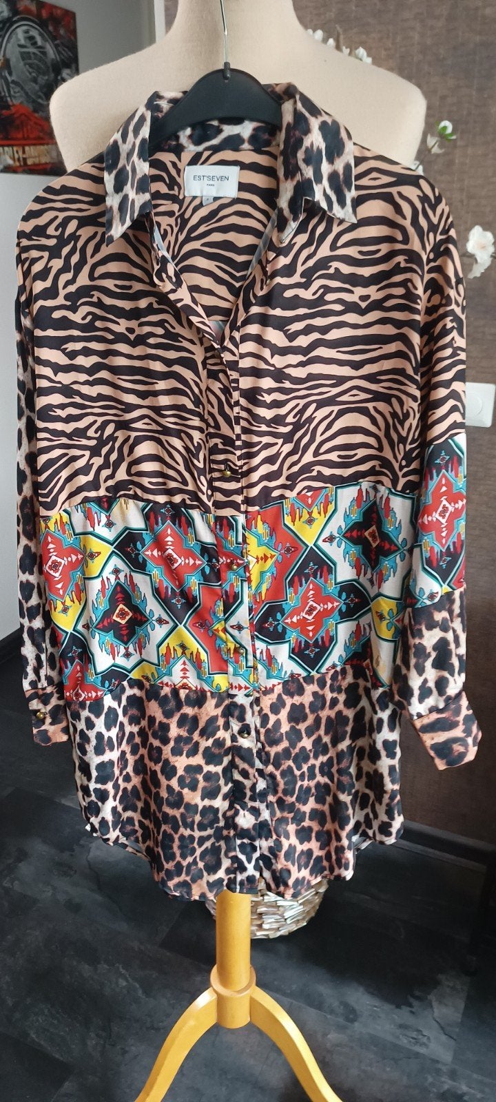 Mooie jurk tijger/zebra diverse kleuren van Est'seven maat S, Kleding | Dames, Blouses en Tunieken, Ophalen, Zo goed als nieuw