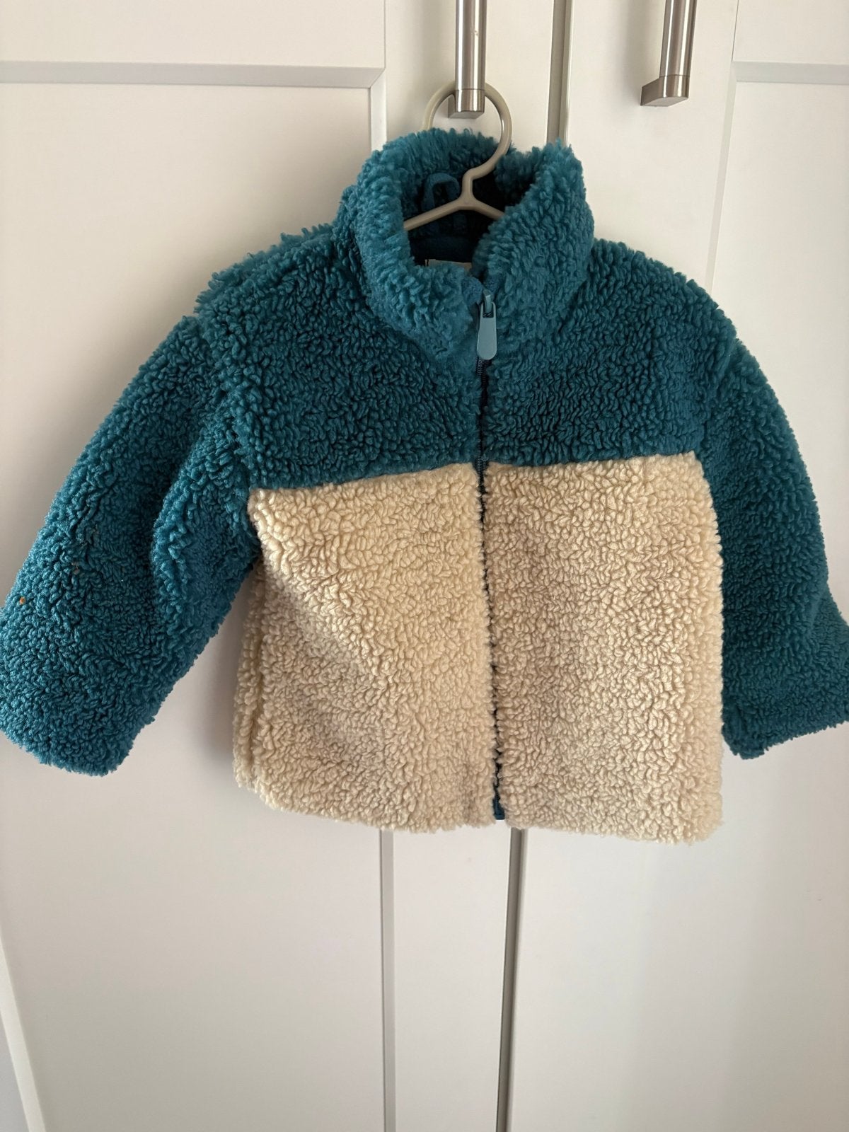 Leuke jassen voor baby's - teddy en spijkerstof, Ophalen of Verzenden, Gebruikt, Jongen of Meisje