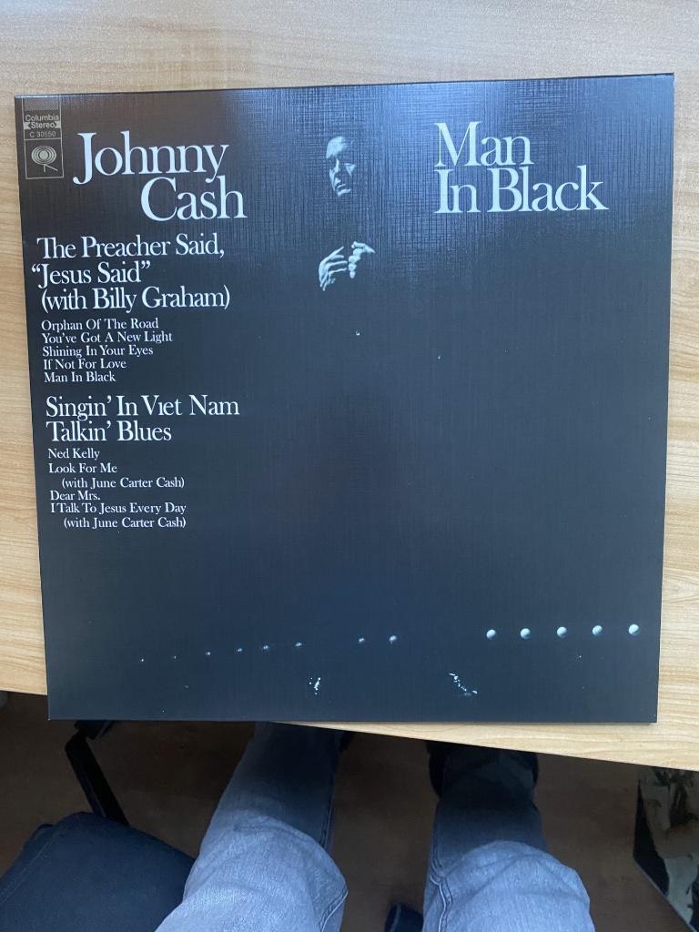 Johnny Cash – Man In Black, Ophalen of Verzenden, 2010 - 2019, Zo goed als nieuw, 12 inch