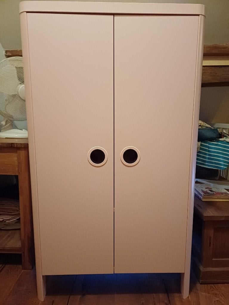 ikea kast busunge roze, Ophalen, 50 tot 100 cm, Zo goed als nieuw, Minder dan 100 cm