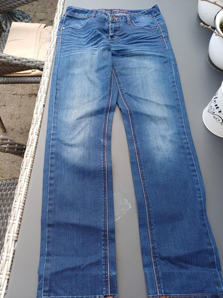 Spijkerbroek maat 38, Maat 38/40 (M), Blauw, Ophalen of Verzenden, Zo goed als nieuw