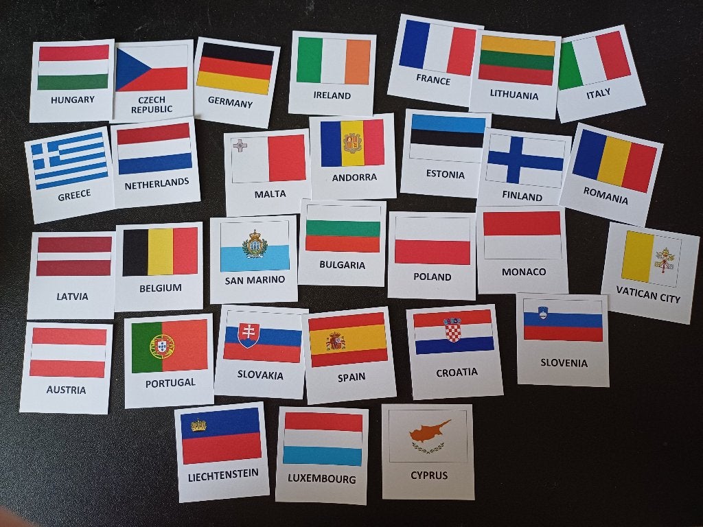 Vlaggenkaartjes voor EURO-muntenverzameling (Engels), Postzegels en Munten, Ophalen of Verzenden, Overige typen