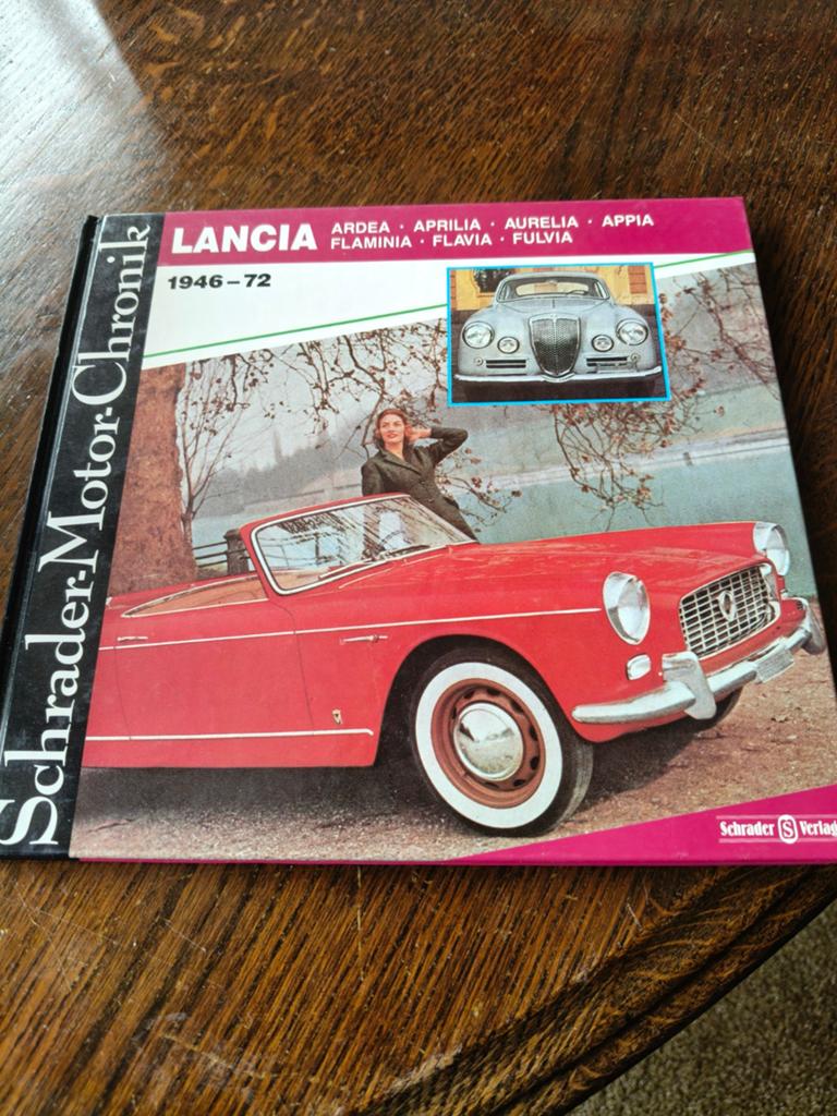 Lancia Schrader-Motor-Chronik 1946-72 Boek, Ophalen of Verzenden, Gelezen, Overige merken, Schrader