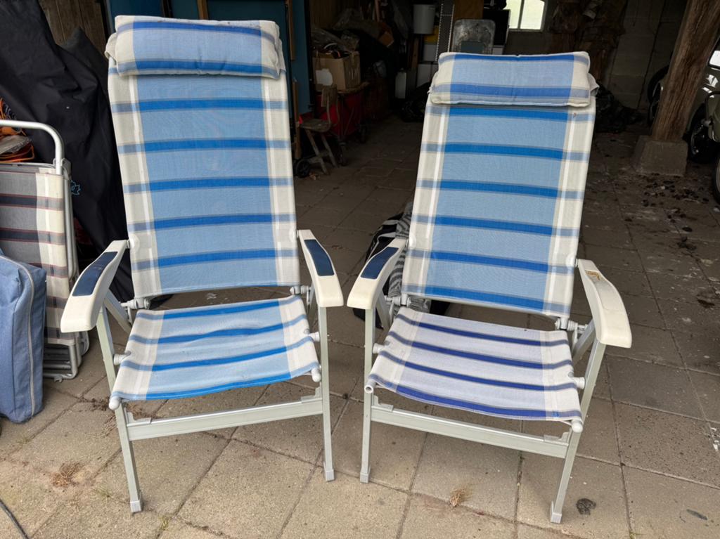 Twee tuinstoelen kampeerstoelen verstelbaar hoofdkussen igst, Ophalen, Campingstoel, Uu, N