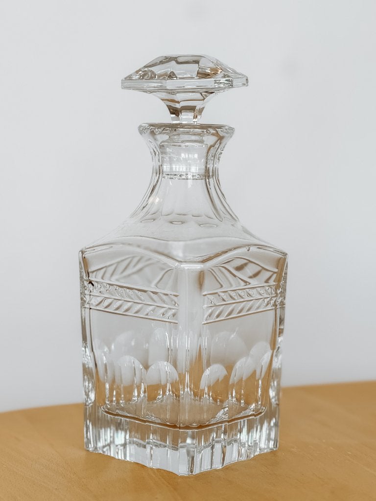Prachtige glazen whiskey karaf met geslepen details, Antiek en Kunst, Ophalen of Verzenden