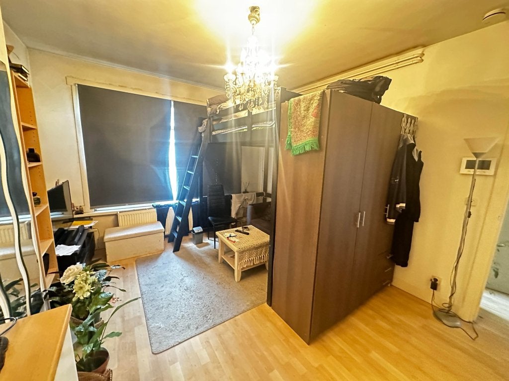 NIEUW! Woonruimte te huur Jan ten Brinkstraat, Den Haag