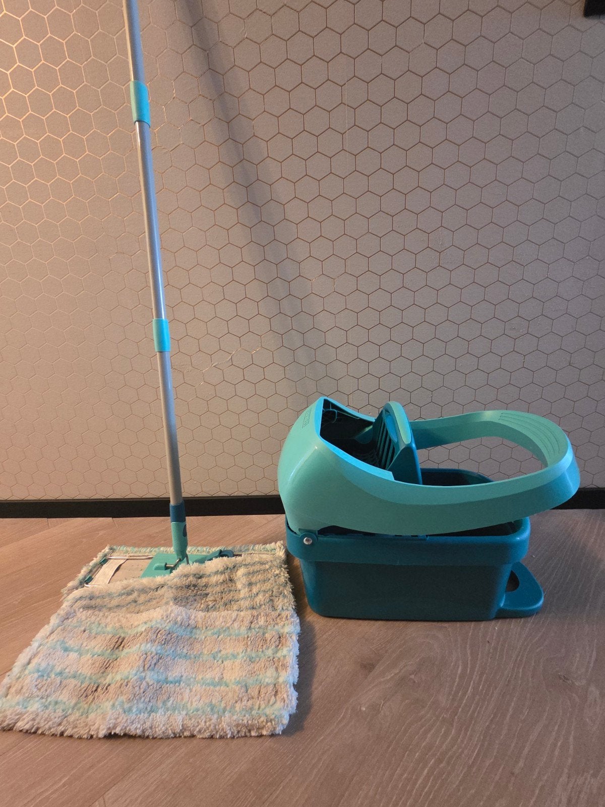 Leifheit dweilsysteem met emmer en mop, Huis en Inrichting, Schoonmaakartikelen, Ophalen, Mop of Dweil