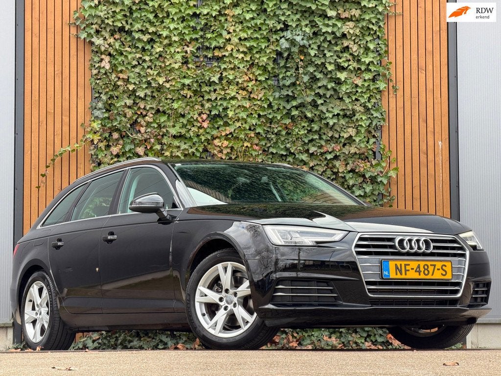 Audi A4 Avant 2.0 TFSI ultra Design Pro Line|TREKHAAK|VIRTUA, Stof, Gebruikt, 1984 cc, 1435 kg