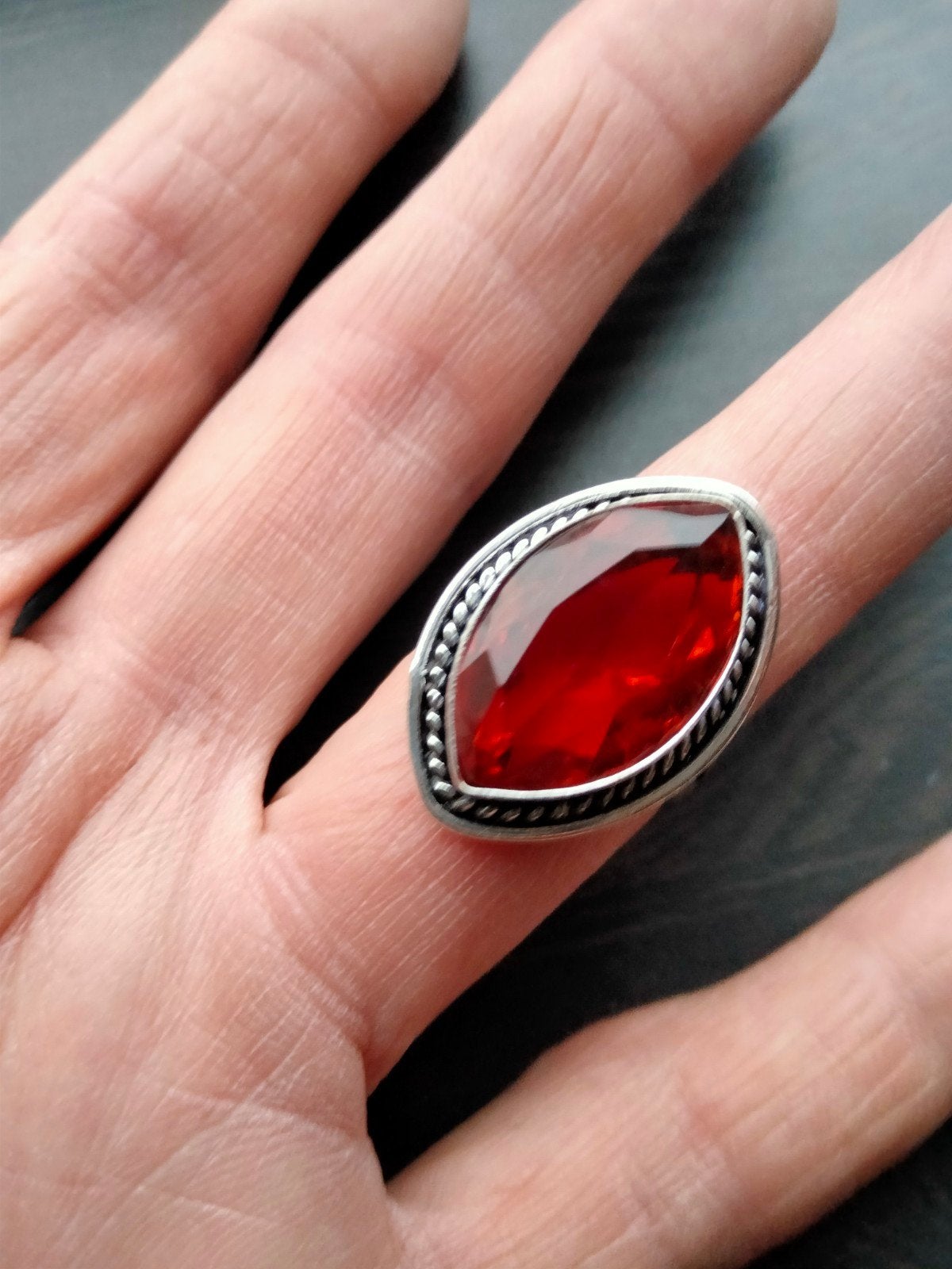granaat ring maat 18, Sieraden, Tassen en Uiterlijk, 18 tot 19, Verzenden, Nieuw, Dame