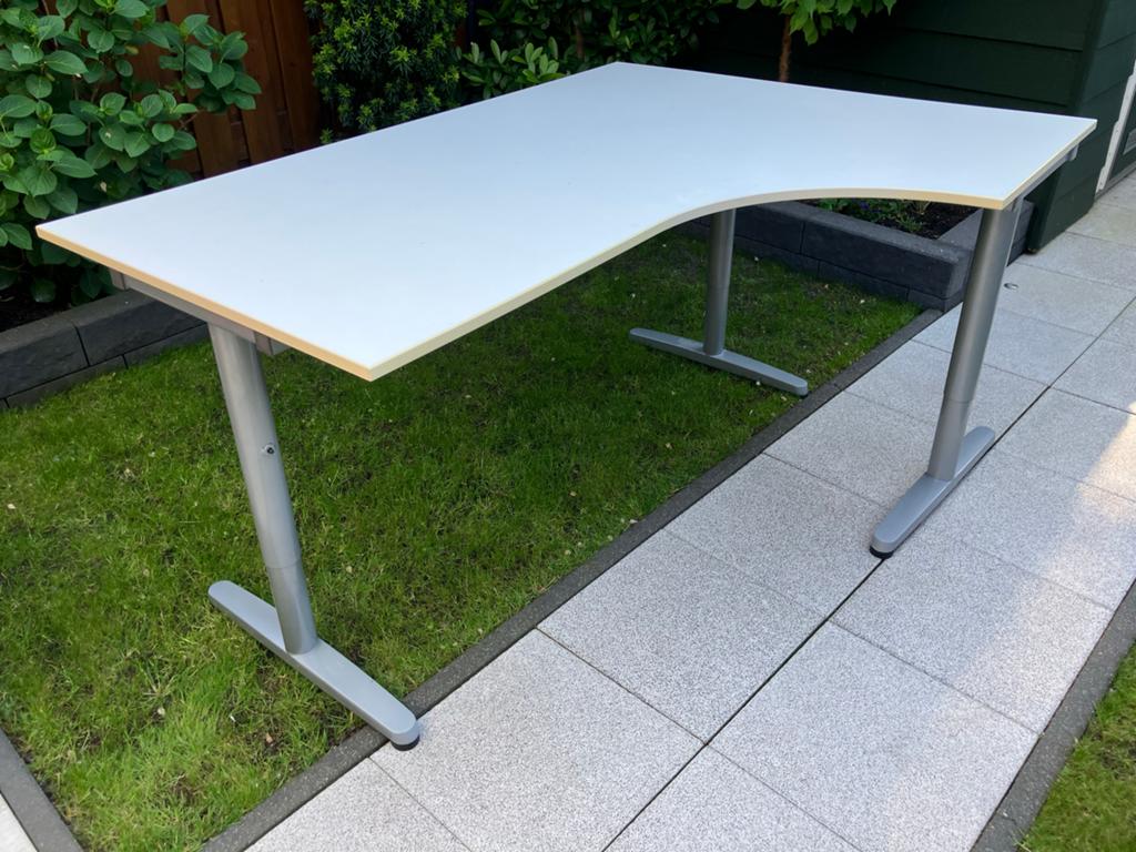 IKEA Hoekbureau 160x80/120x60 cm - Wit/Grijs, Huis en Inrichting, Bureaus, Ophalen, Gebruikt, Spaanplaat of MDF, Hoekbureau
