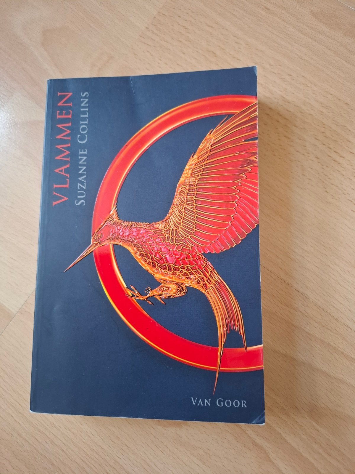 Suzanne Collins Vlammen, Ophalen of Verzenden, Zo goed als nieuw