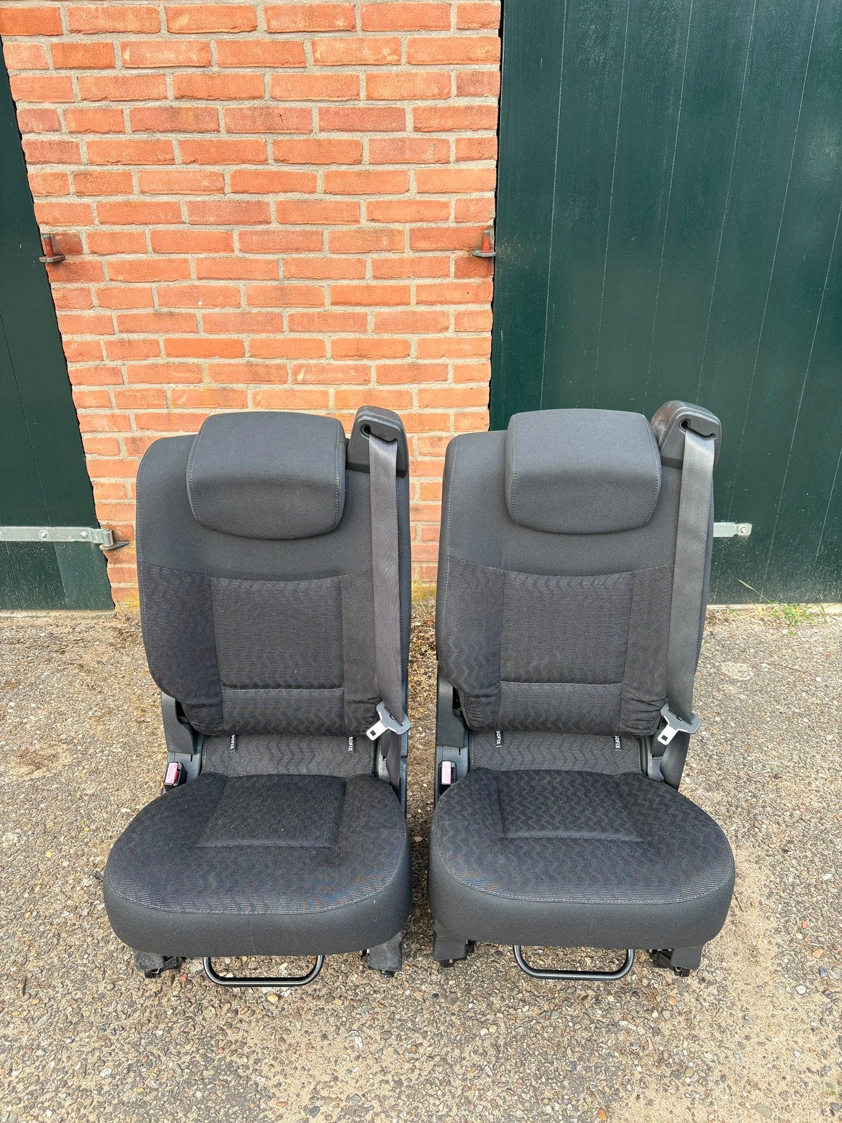 2 zwart stoffen stoelen 3p gordwl inc rails zelfbouwcamper, Ophalen of Verzenden, Fiat