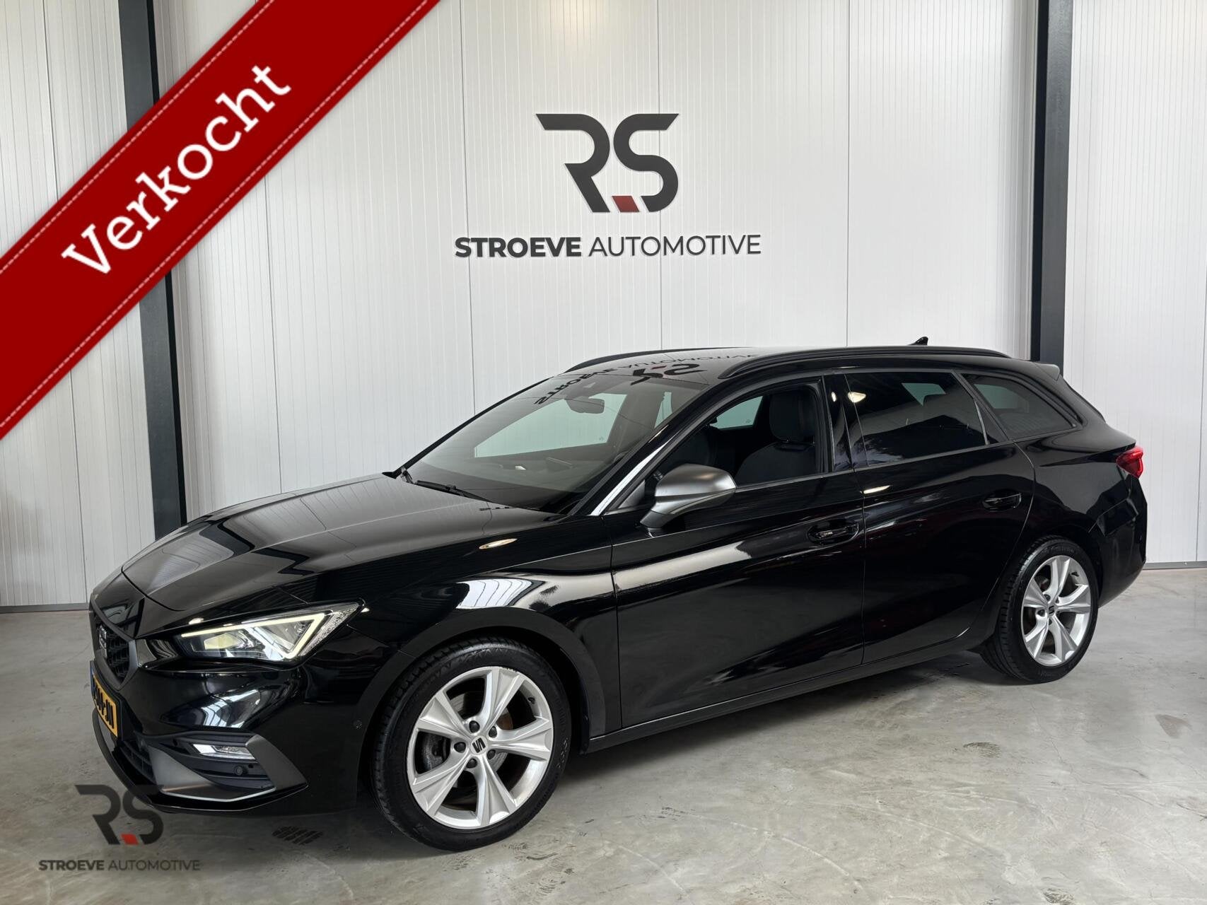 Seat Leon Sportstourer 1.5 eTSI 150 pk DSG FR Buss Intense |, Auto's, Dealer onderhouden, Stof, 1498 cc, Euro 6