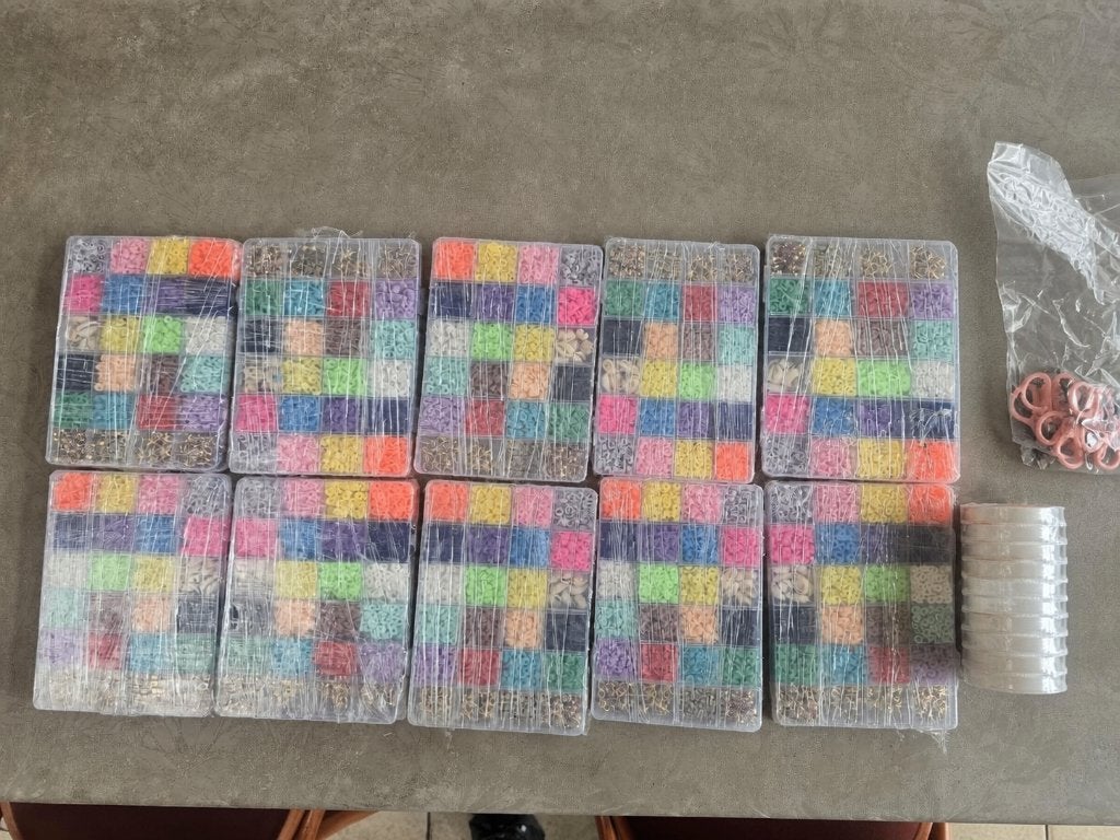 Grote kralenset met 10 opbergdozen - nieuw, Ophalen of Verzenden, Nieuw, Kraal