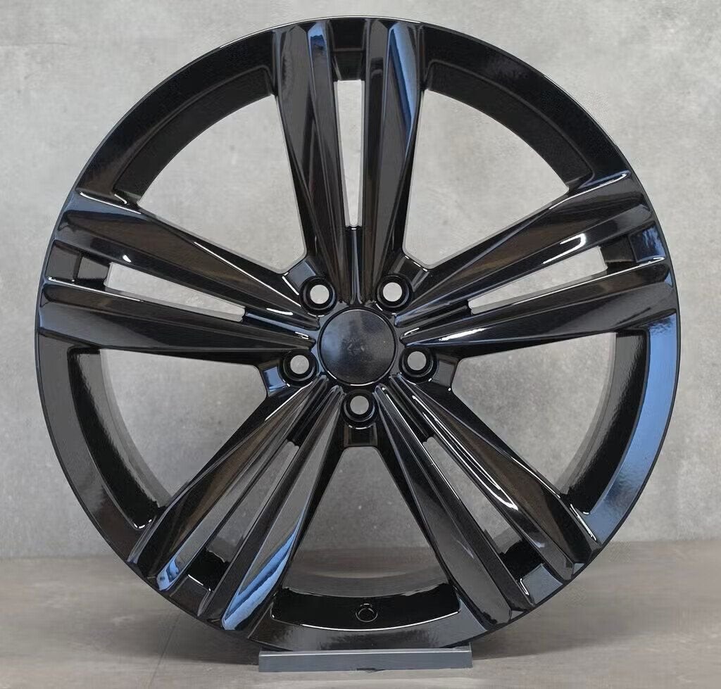NIEUWE 18" R line look Velgen 5x100 Pastop Polo Tcross Taigo, 18 inch, Velg(en), -, -