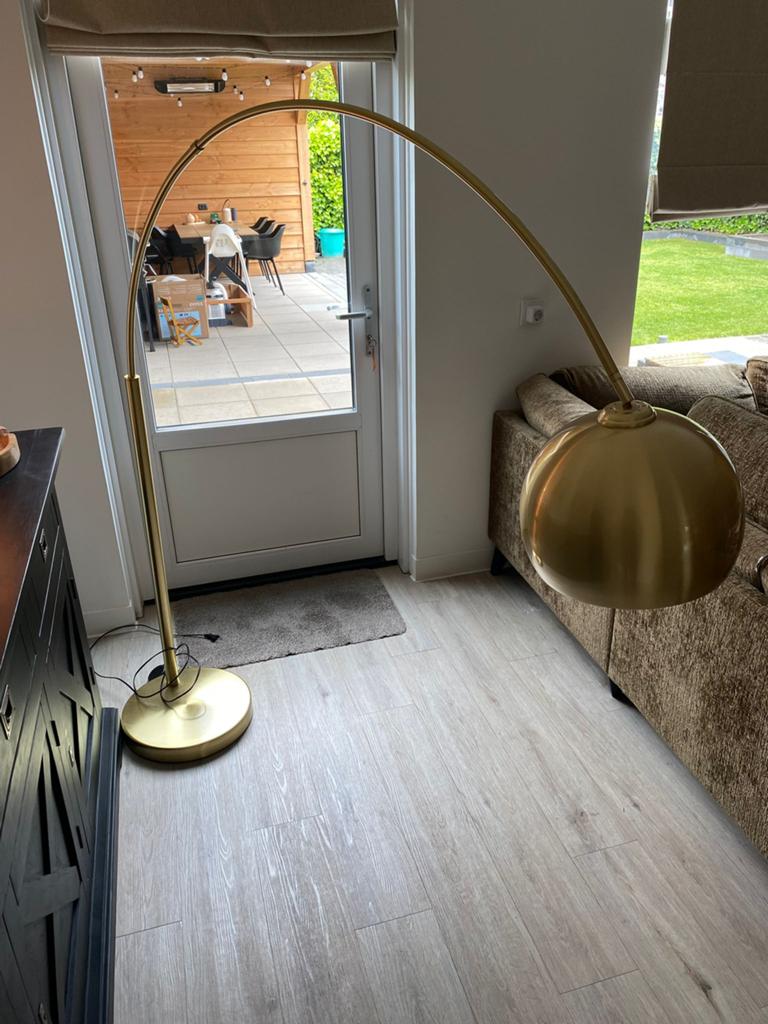 Vloerlamp metal bow messing, Huis en Inrichting, Lampen | Vloerlampen, Ophalen, 150 tot 200 cm