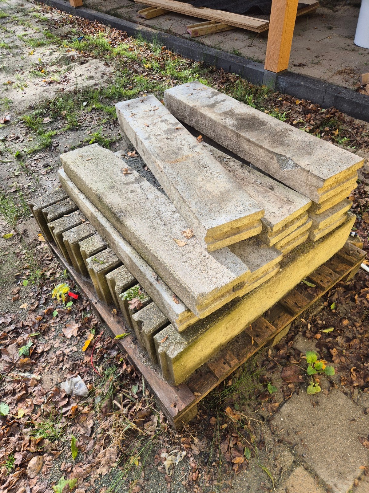 20 betonnen banden 20x10 cm gratis af te halen, Tuin en Terras, Ophalen