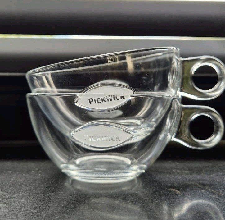2x Vintage Pickwick theekopjes, Glas of Glazen, Nieuw, Ophalen of Verzenden, Glas