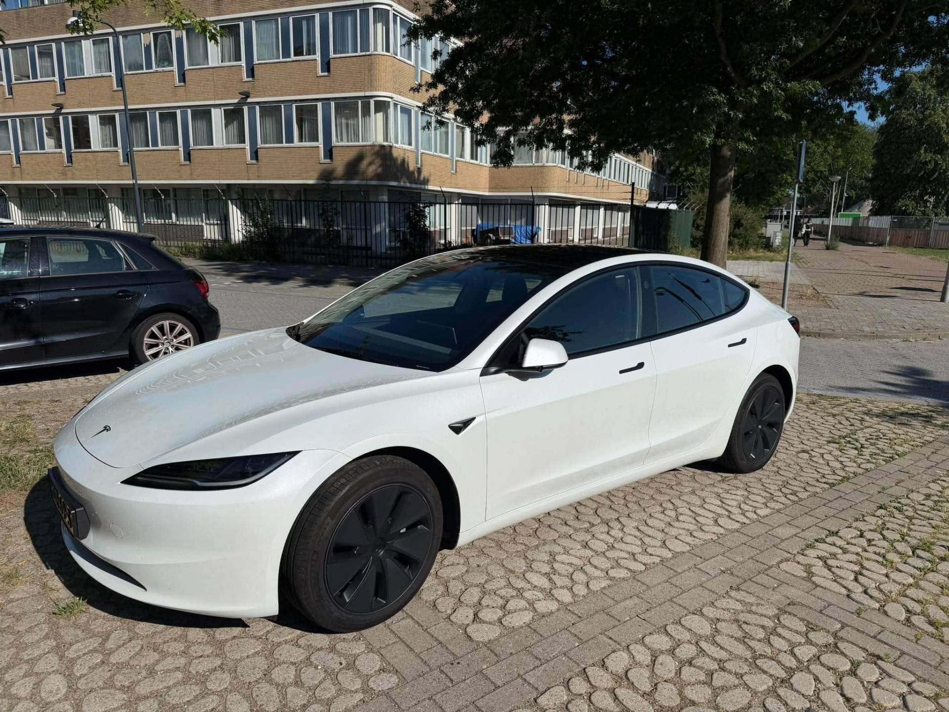 Tesla model 3 (Private Lease Overname), Automaat, Achterwielaandrijving, Wit, Origineel Nederlands