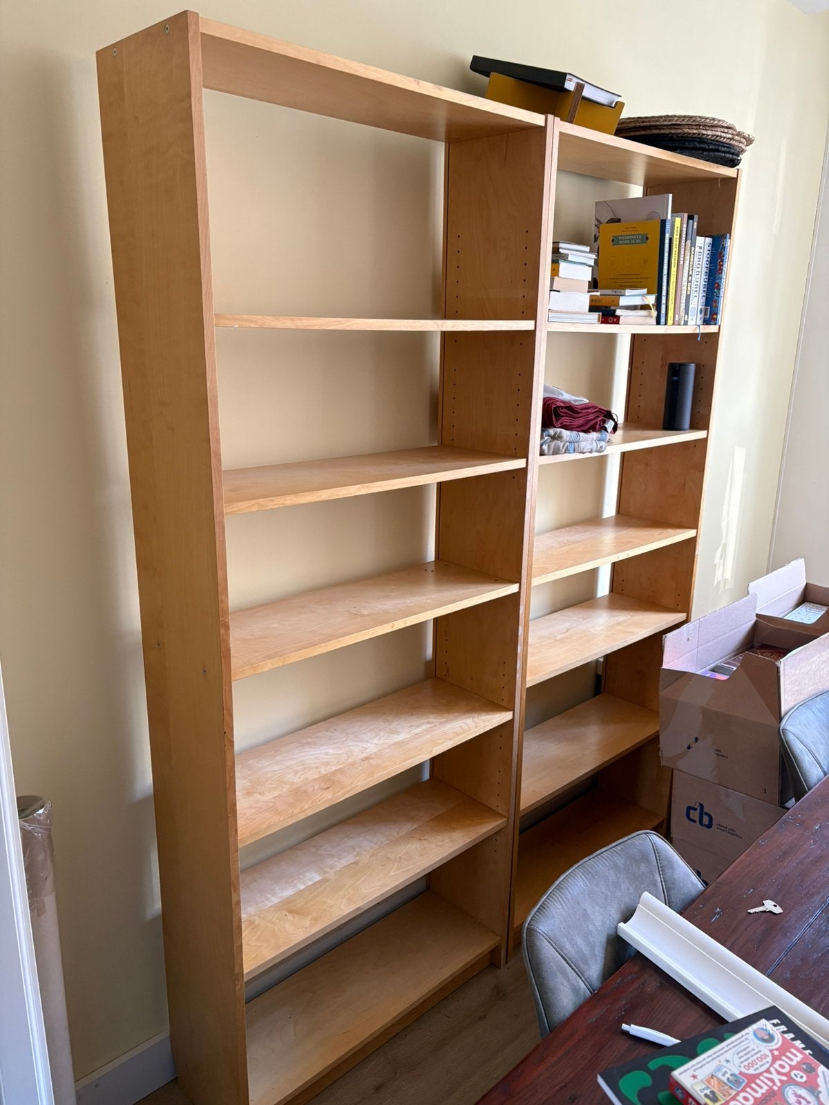 Gratis af te halen: IKEA Billy - 2 stuks - licht fineer, Ophalen, Gebruikt, 200 cm of meer, 50 tot 100 cm