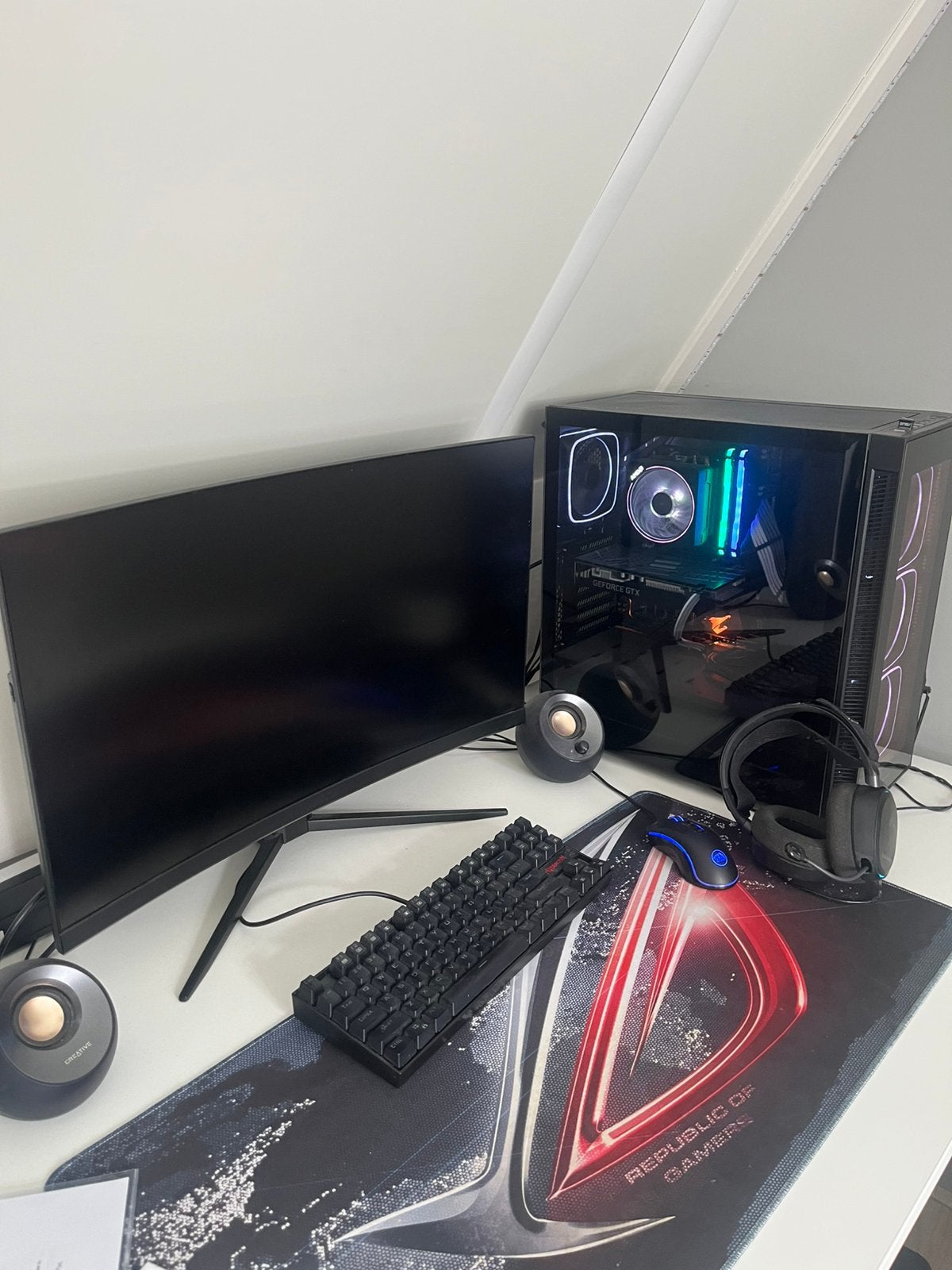 gaming pc met volledige setup, Ophalen, Zo goed als nieuw, Gaming, SSD