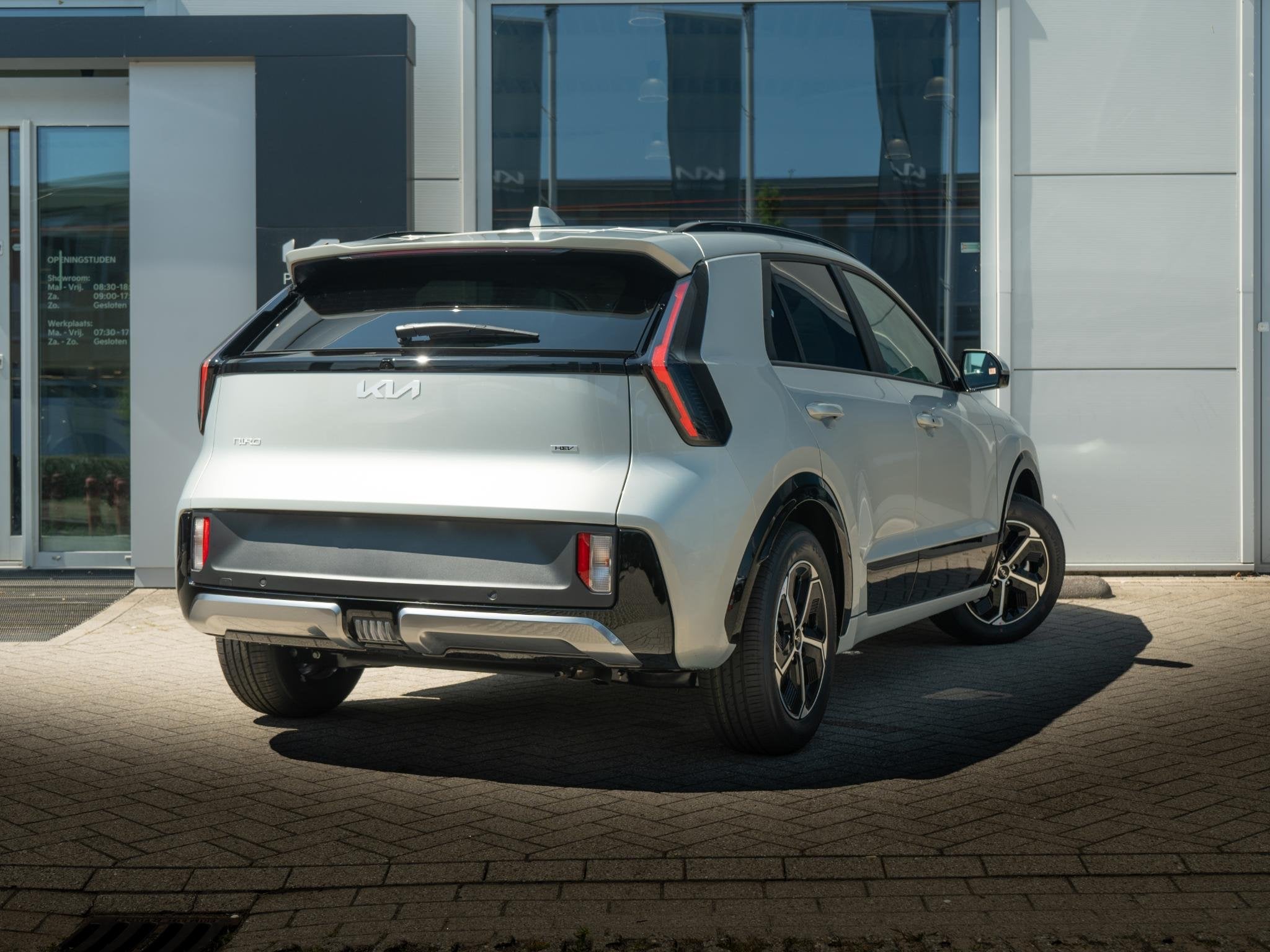 Foto 4 van Kia Niro 1.6 GDi Hybrid DynamicPlusLine | Actieprijs* | NIEU
