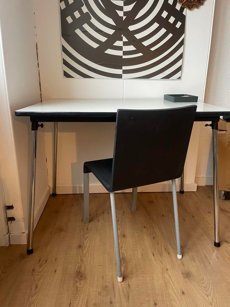 Erg leuke vintage formica tafel of bureau 70 x 100, Huis en Inrichting, Tafels | Eettafels, Ophalen, 50 tot 100 cm, Tot twee personen