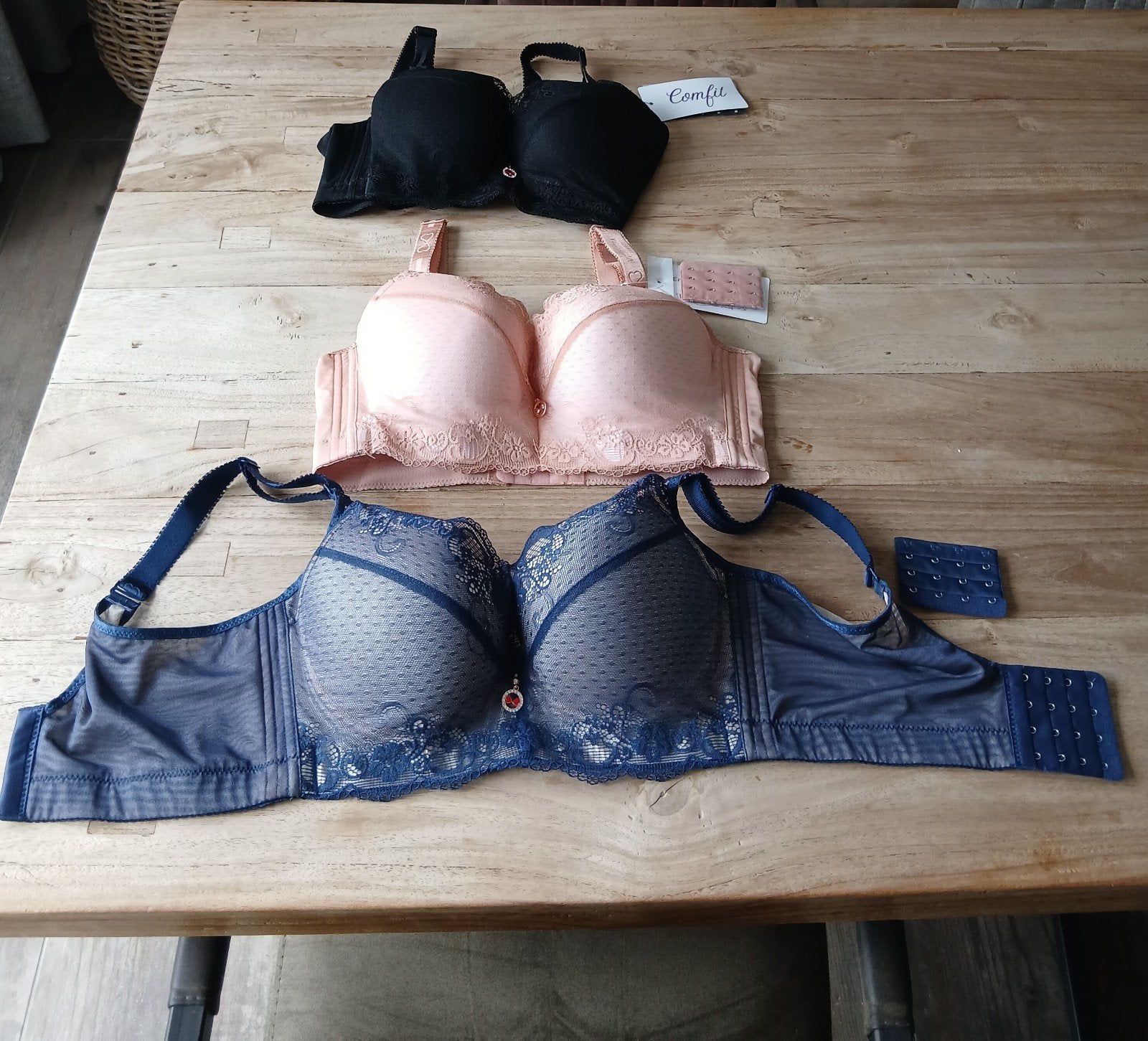 3 nieuwe Comfit BH's maat 80/85 DD, Kleding | Dames, Ondergoed en Lingerie, Comfit, Ophalen of Verzenden, Zwart, BH
