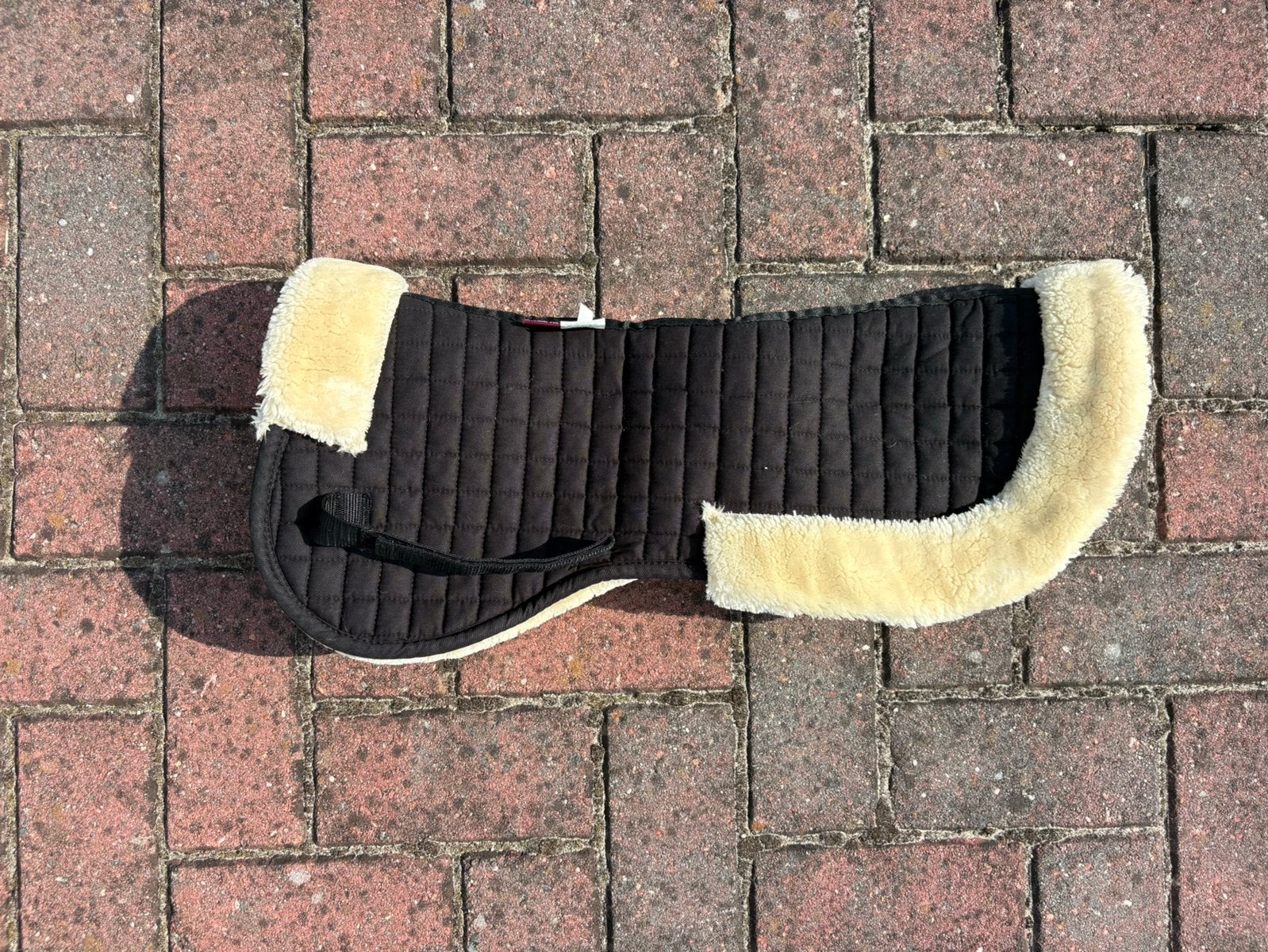 Premiere zadelonderlegger bont, Dieren en Toebehoren, Paarden en Pony's | Dekens en Dekjes, Full (L), Ophalen of Verzenden, Zo goed als nieuw