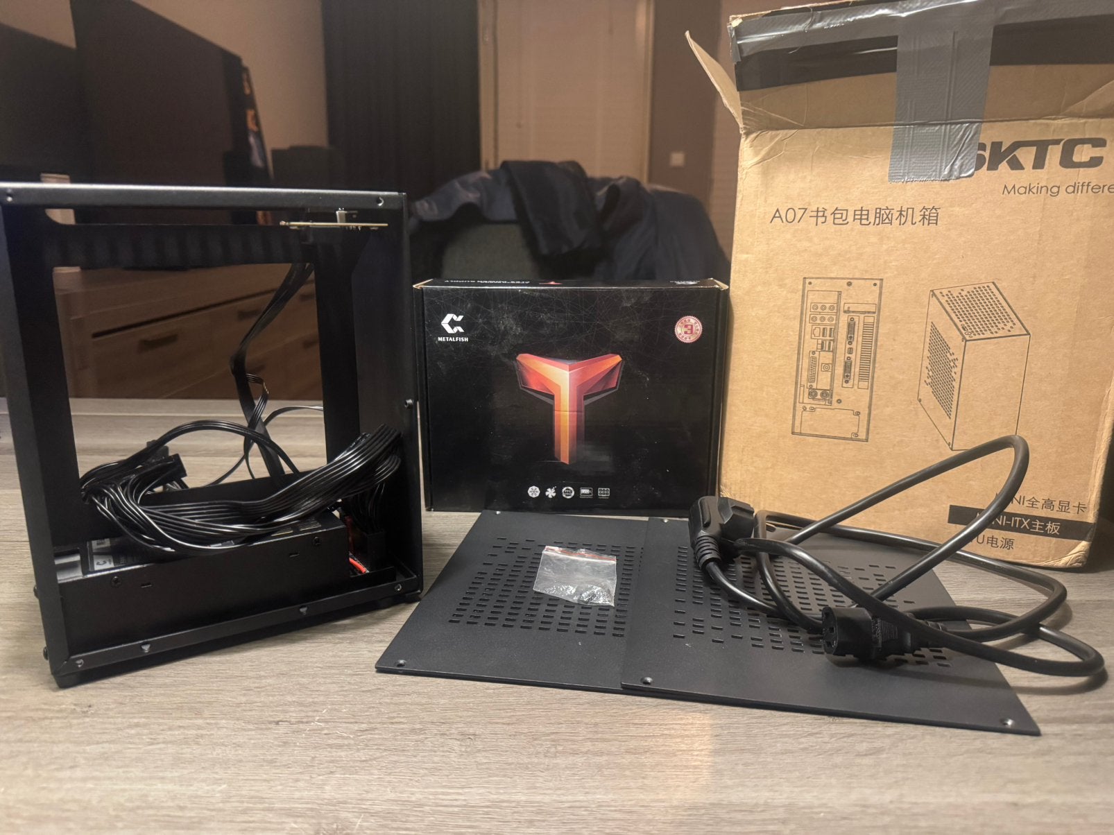 A07 mini itx case/metalfisch 500w flex voeding, Ophalen
