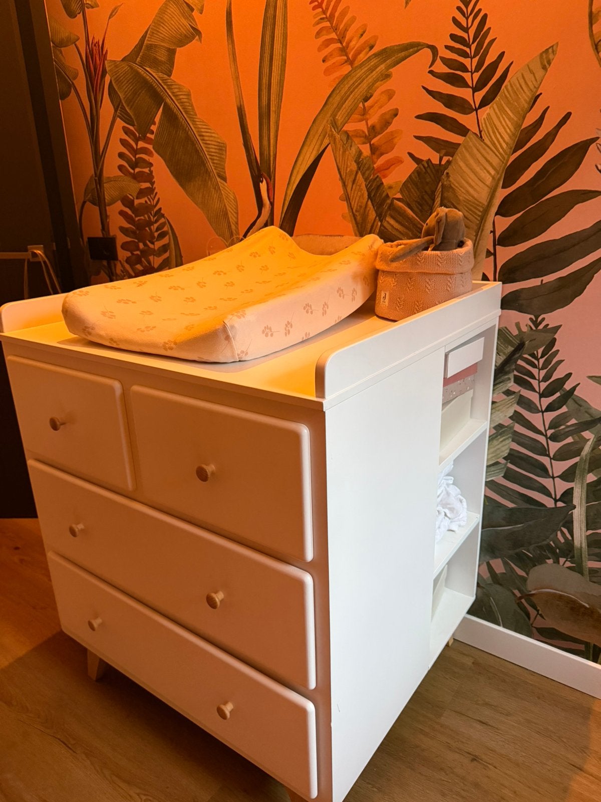Babykamer - commode, bed, matras en kast, Kinderen en Baby's, Ophalen, 50 tot 70 cm, 105 cm of meer, 100 cm of meer