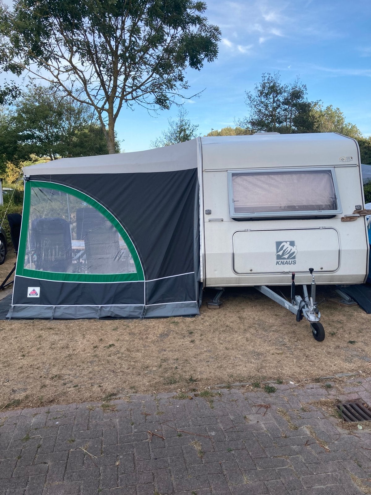 Knaus caravan 4.20  bj 1994, Caravans en Kamperen, Rondzit, Particulier, Knaus, Luifel