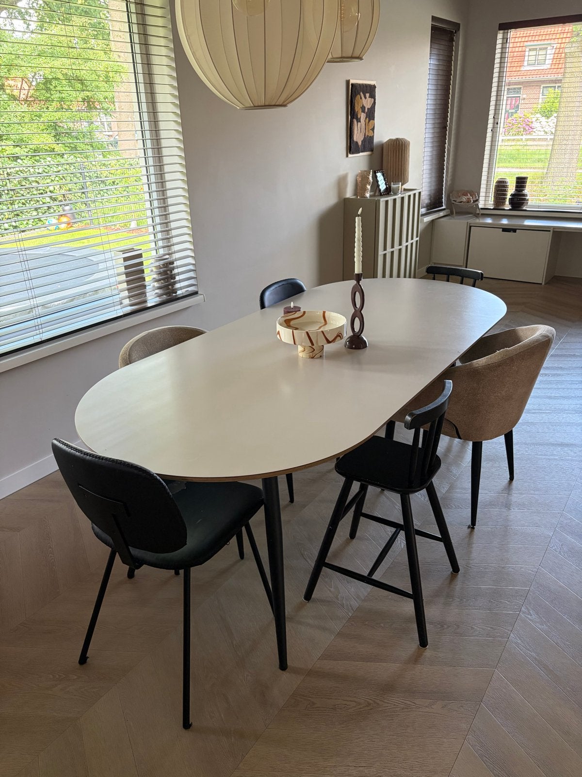 Ovale HPL eettafel 220x100 cm met zwarte poten, Ophalen, Kunststof, Gebruikt, 100 tot 150 cm