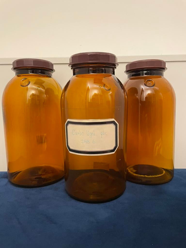 Merck E. Darmstadt | VTG apothekersflessen met dop | 1950’s, Antiek en Kunst, Antiek | Glas en Kristal, Ophalen of Verzenden