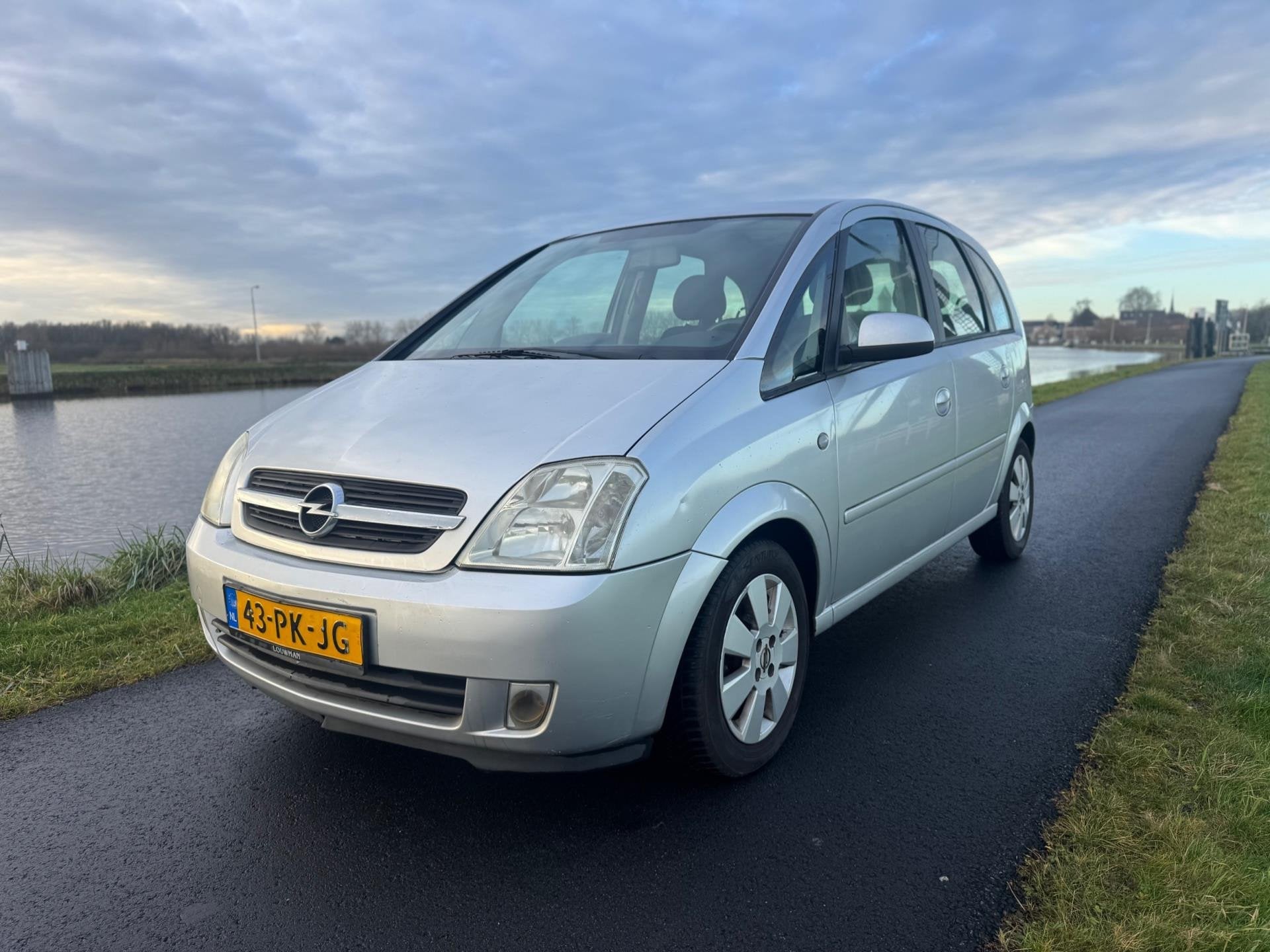 Opel Meriva 1.8-16V Automaat! Versnellingsbak defect/gearbox, Auto's, 4 cilinders, 1796 cc, Origineel Nederlands, Grijs