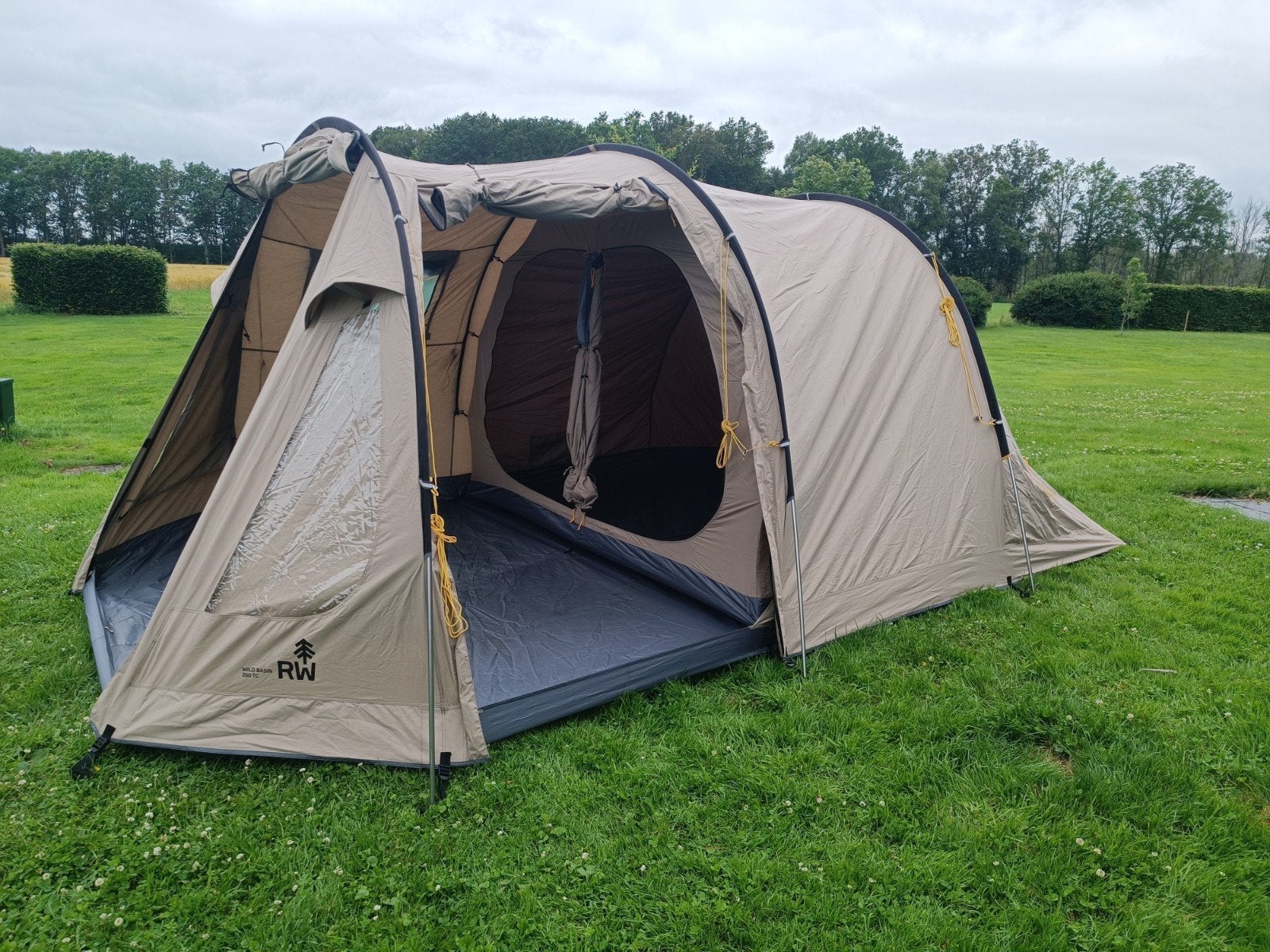 Redwood Wild Basin 260 TC Tent - Ruime tunneltent, Ophalen, Tot en met 4