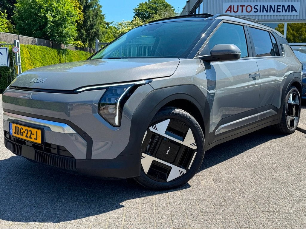 Kia EV3 Plus Advanced 81.4 kWh | Schuif/Kanteldak | Harman K, Auto's, Kia, 33 min, Origineel Nederlands, Automatische klimaatregeling