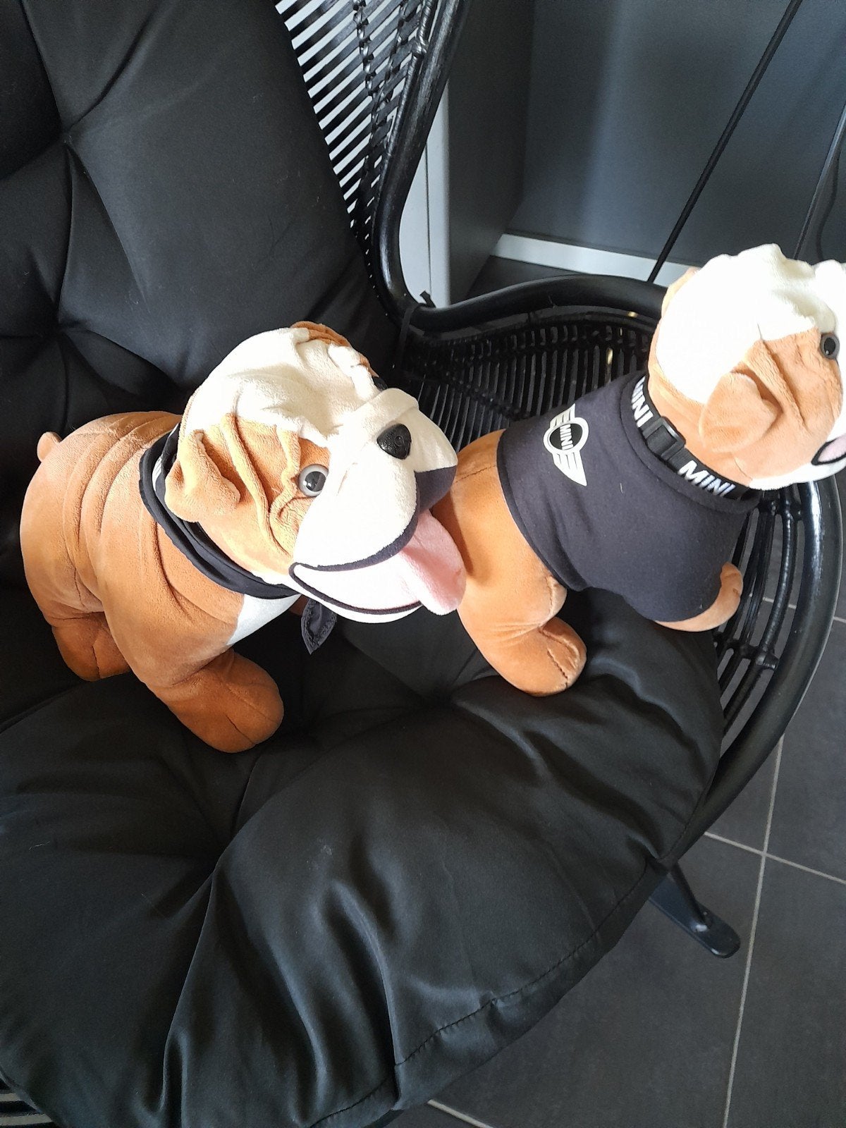 2 pluche honden, Ophalen, Nieuw