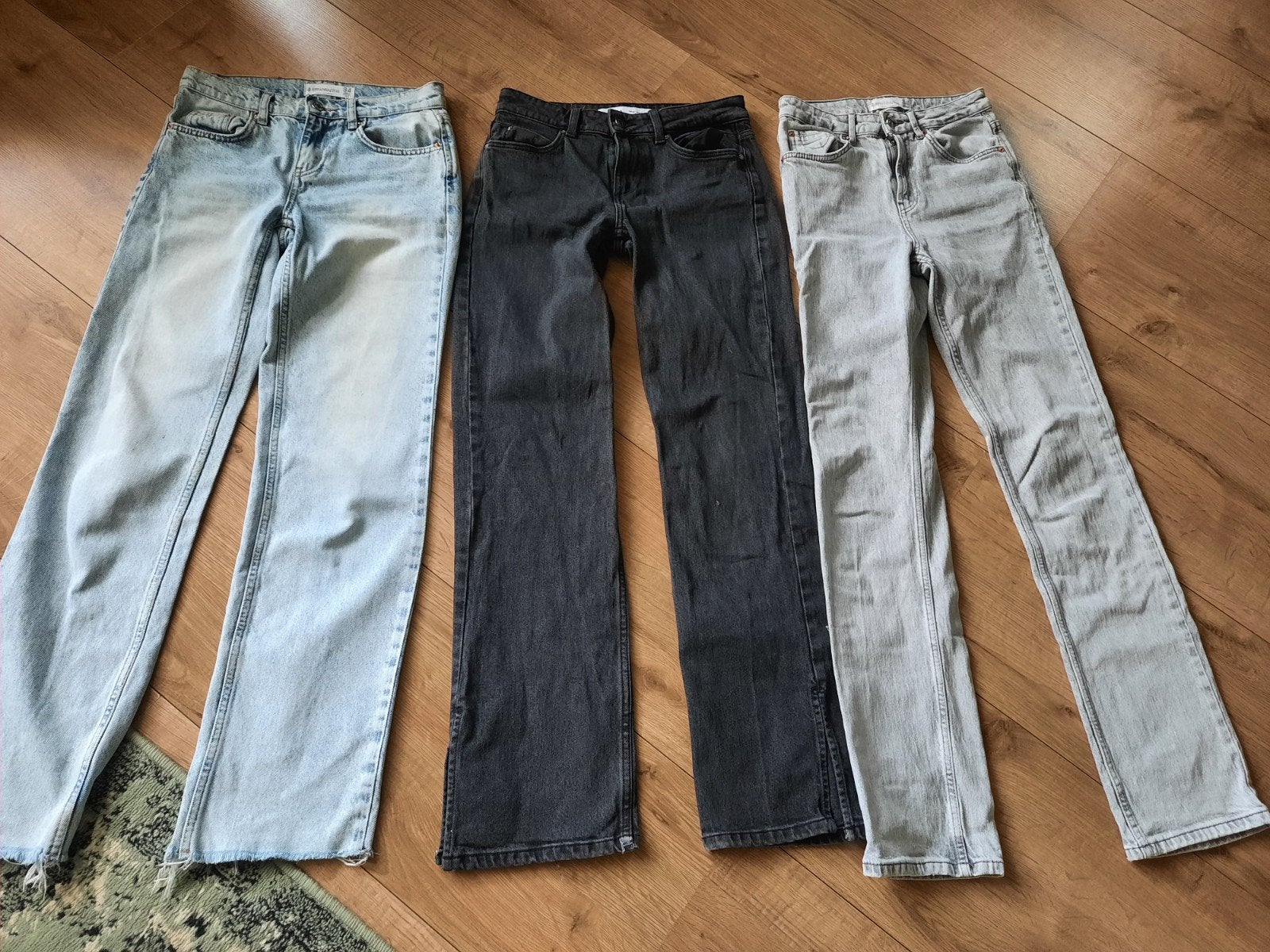 Stradivarius & Bershka spijkerbroeken maat 34, Stradivarius, Bershka, Ophalen of Verzenden, Blauw, W27 (confectie 34) of kleiner