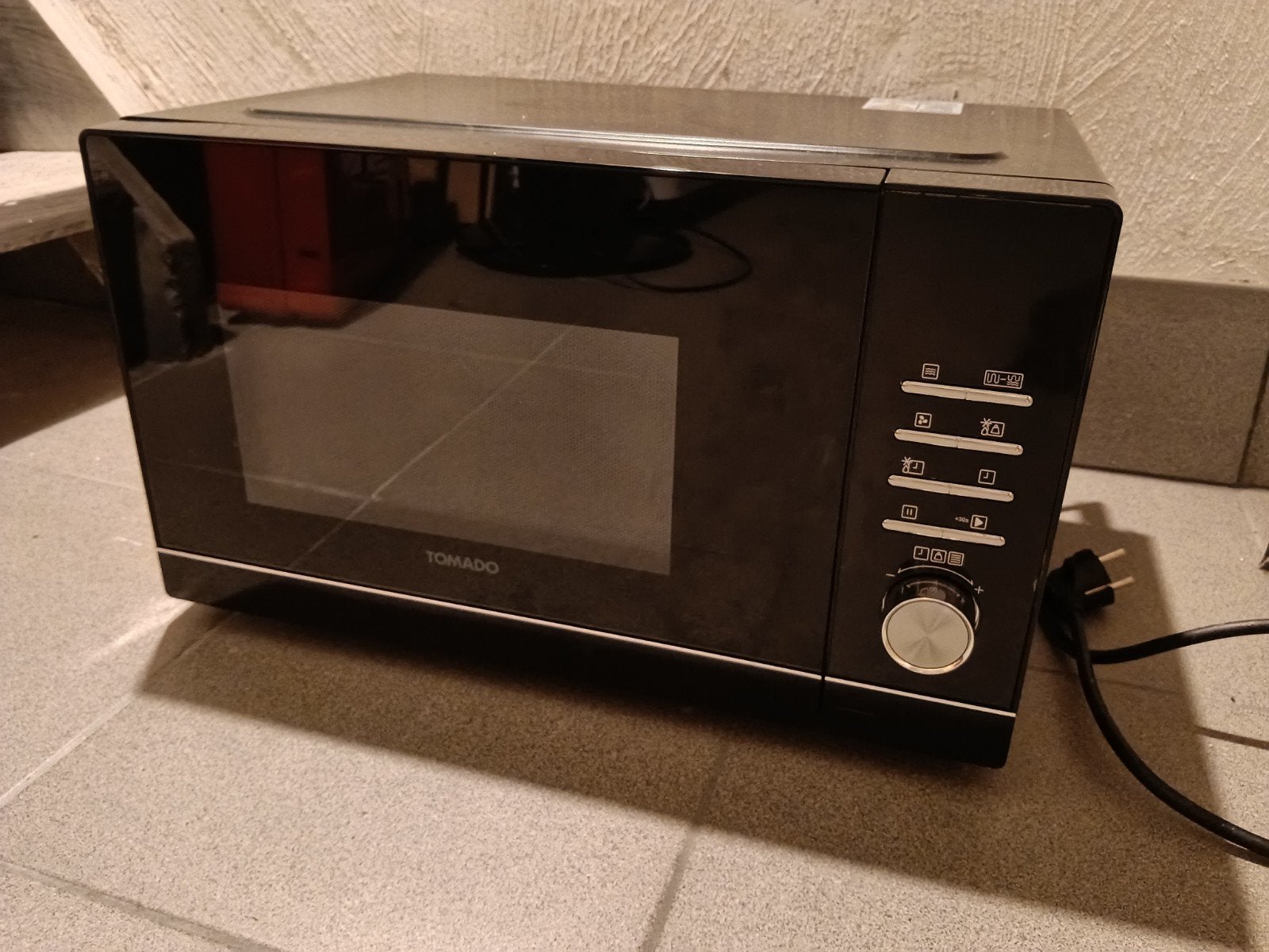 Tomado Combi magnetron, Ophalen, Combimagnetron, Zo goed als nieuw, Draaiplateau
