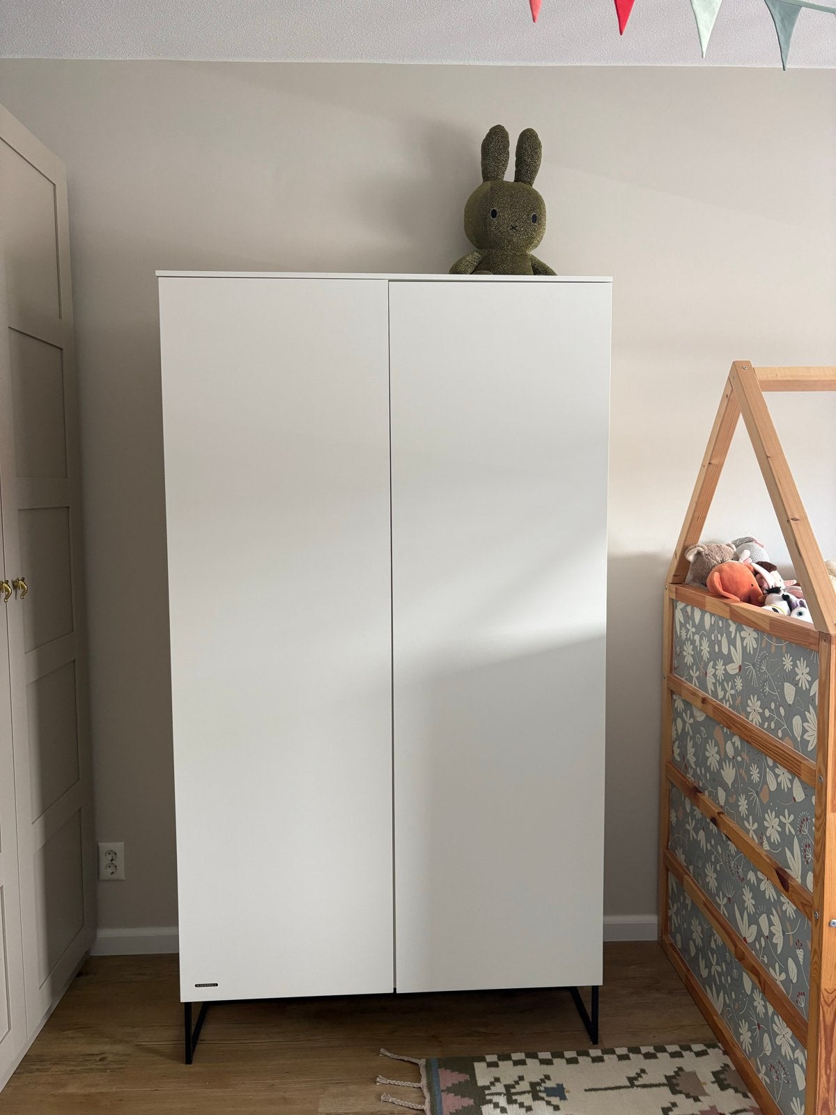 Kidsmill Intense / Modular kledingkast, Ophalen, 100 tot 150 cm, Zo goed als nieuw, Metaal
