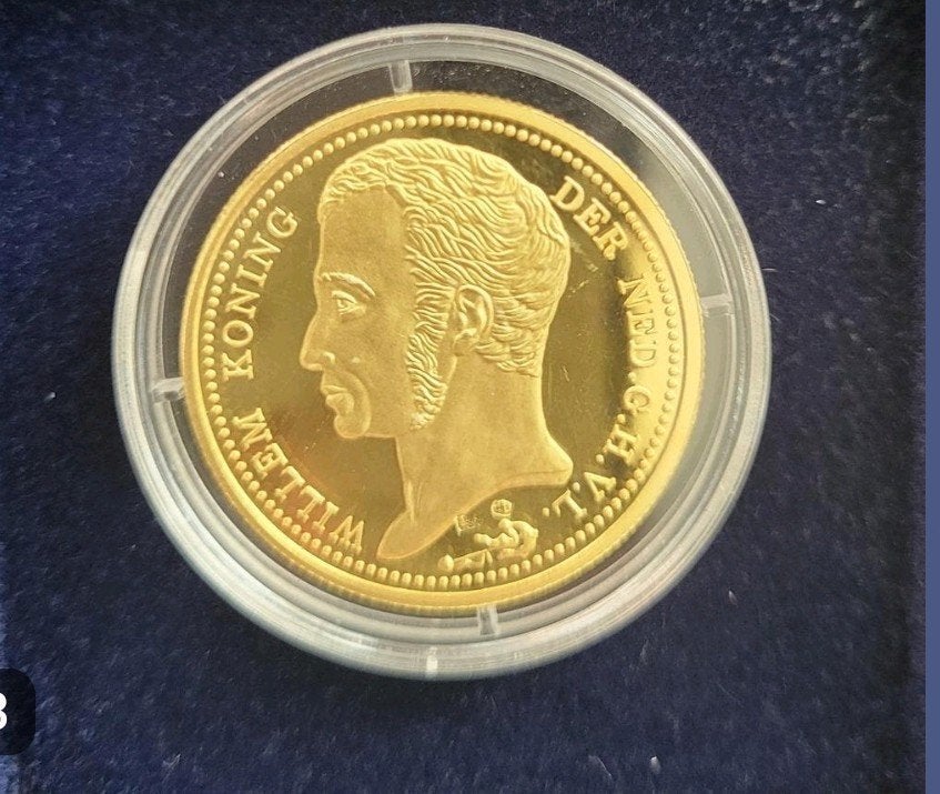 Replica 10 gulden goud verguld 1828., Postzegels en Munten, Ophalen of Verzenden, Losse munt, Zilver